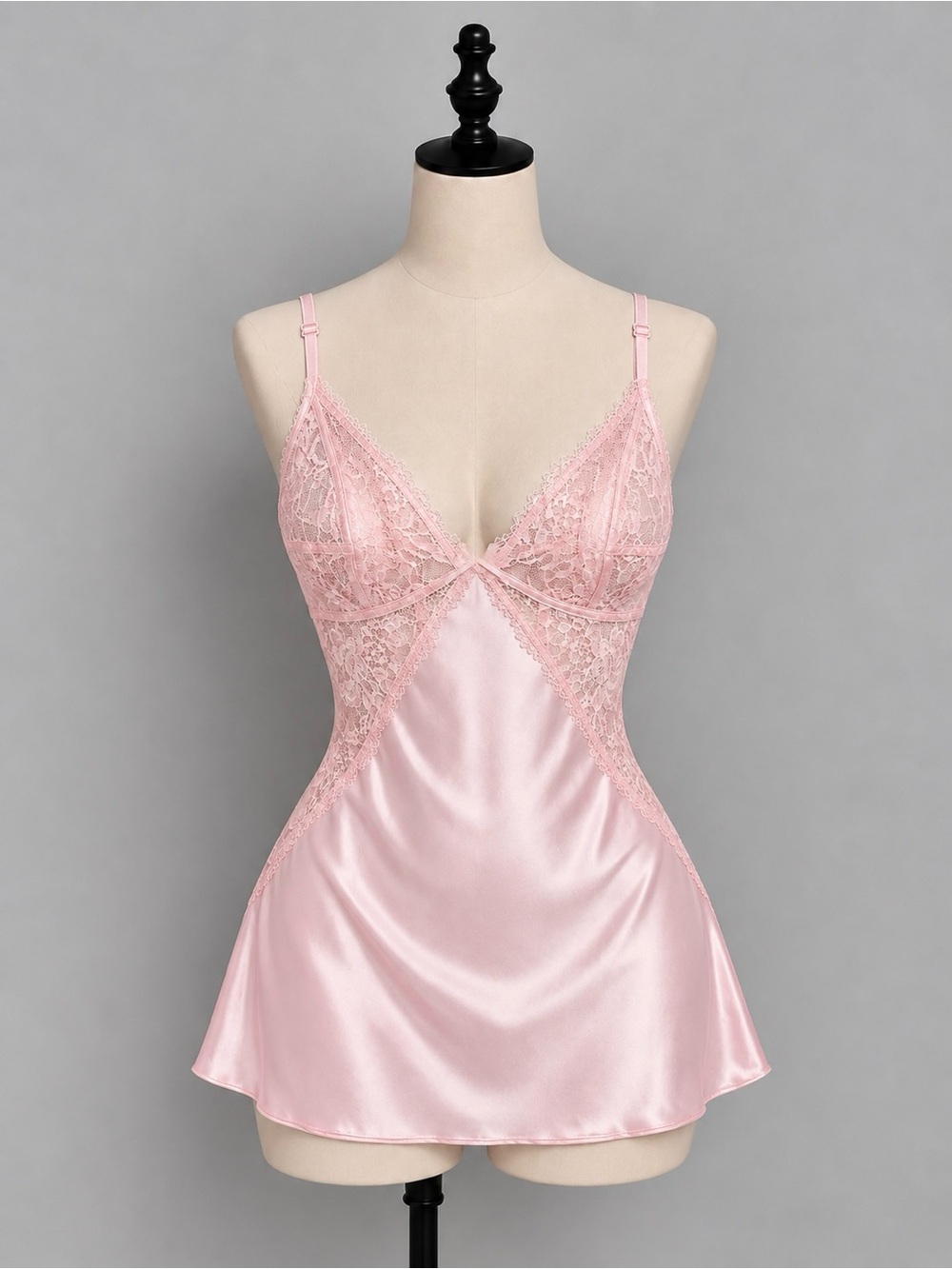 La Vie En Rose Satin & Lace Chemise - Light Pink
